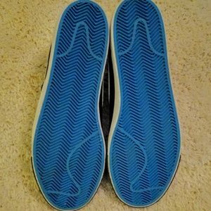 Nike Shoes - Men's Nike Athletic Shoes Nike Shoes - Men's Nike Athletic Shoes